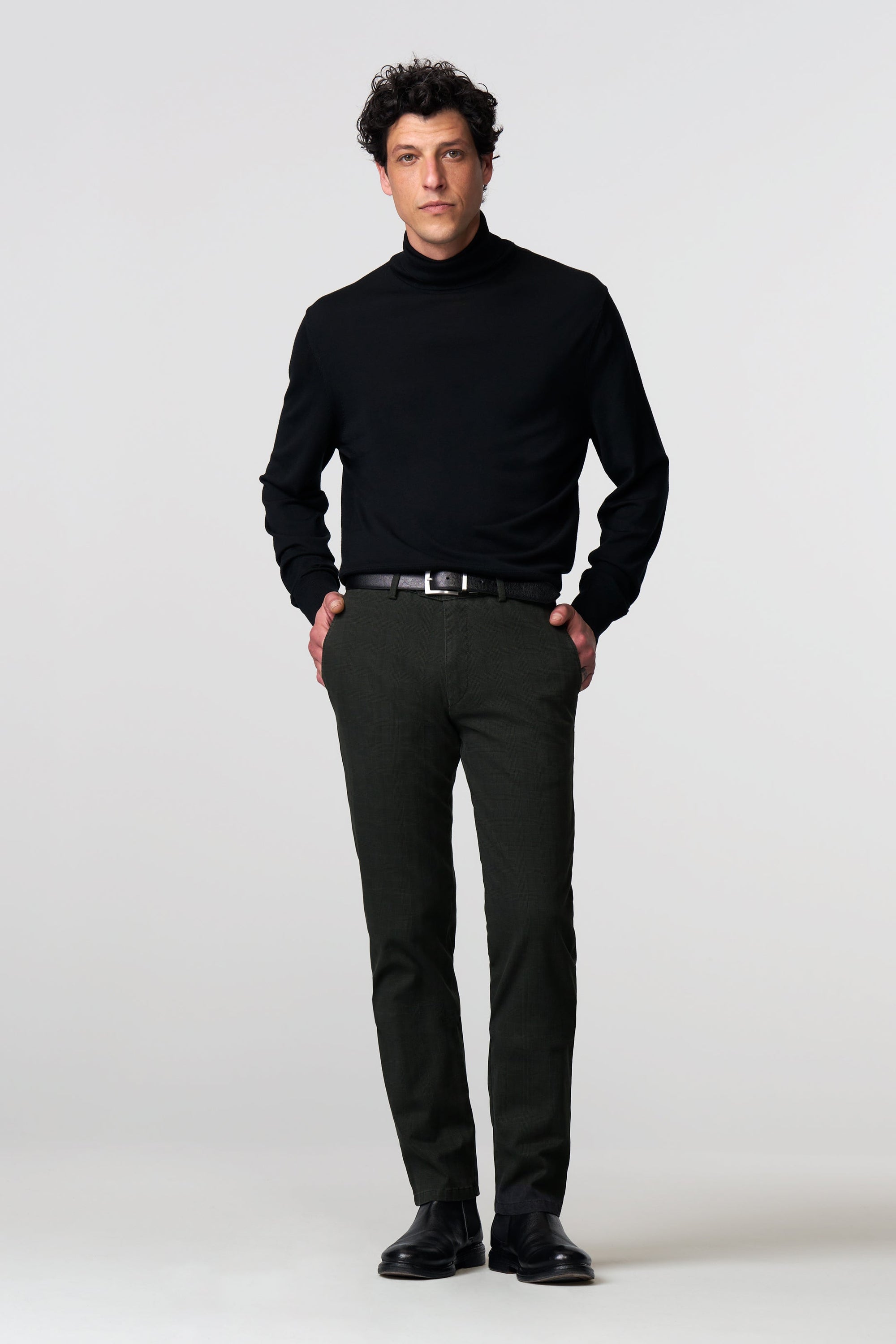 Bonn 2-5621 SUBTLE CHECK