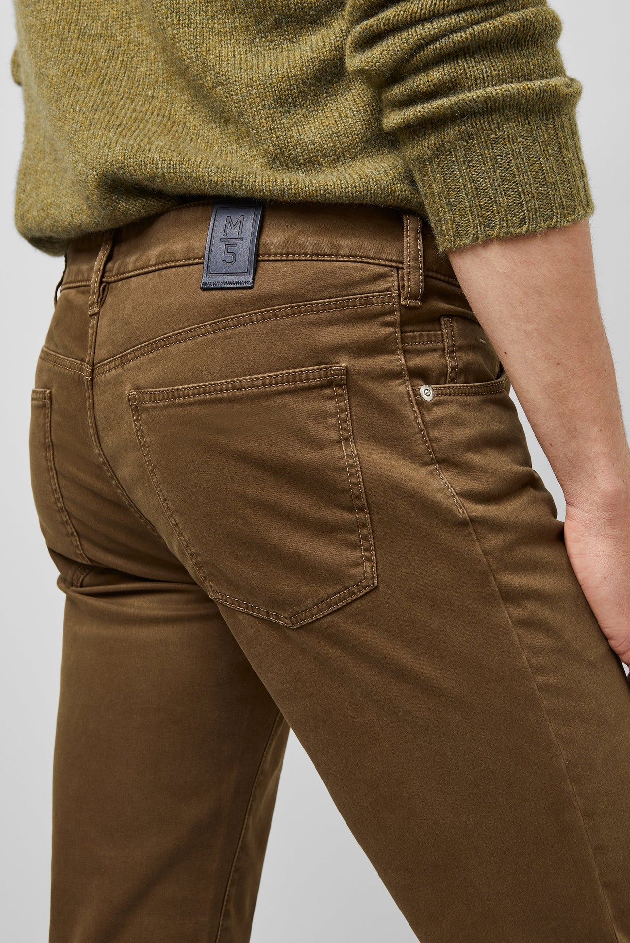 SLIM 9-6106 HIGH PERFORMANCE SATIN