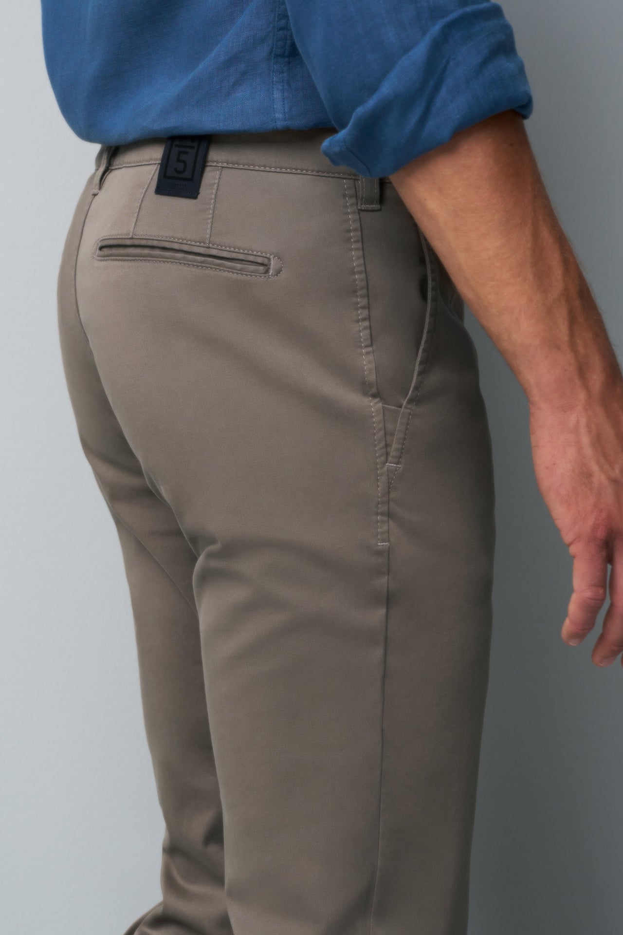 CHINO 1-6181 LIGHT SUMMER TWILL