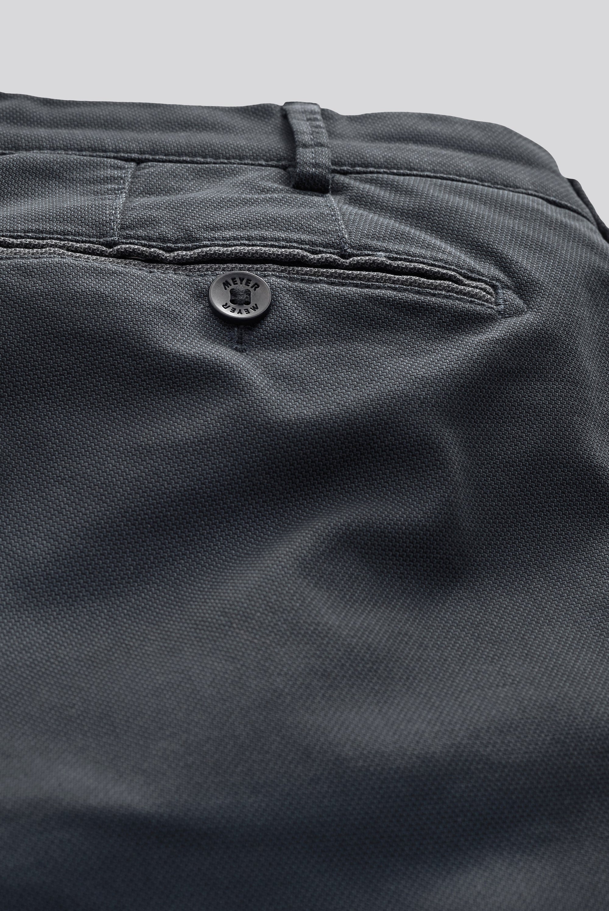 Bonn 2-5566 BI-COLOUR STRUCTURE