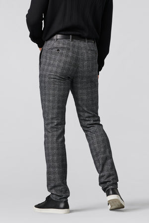 Bonn 2-8601 LUXURY PRINCE-OF-WALES