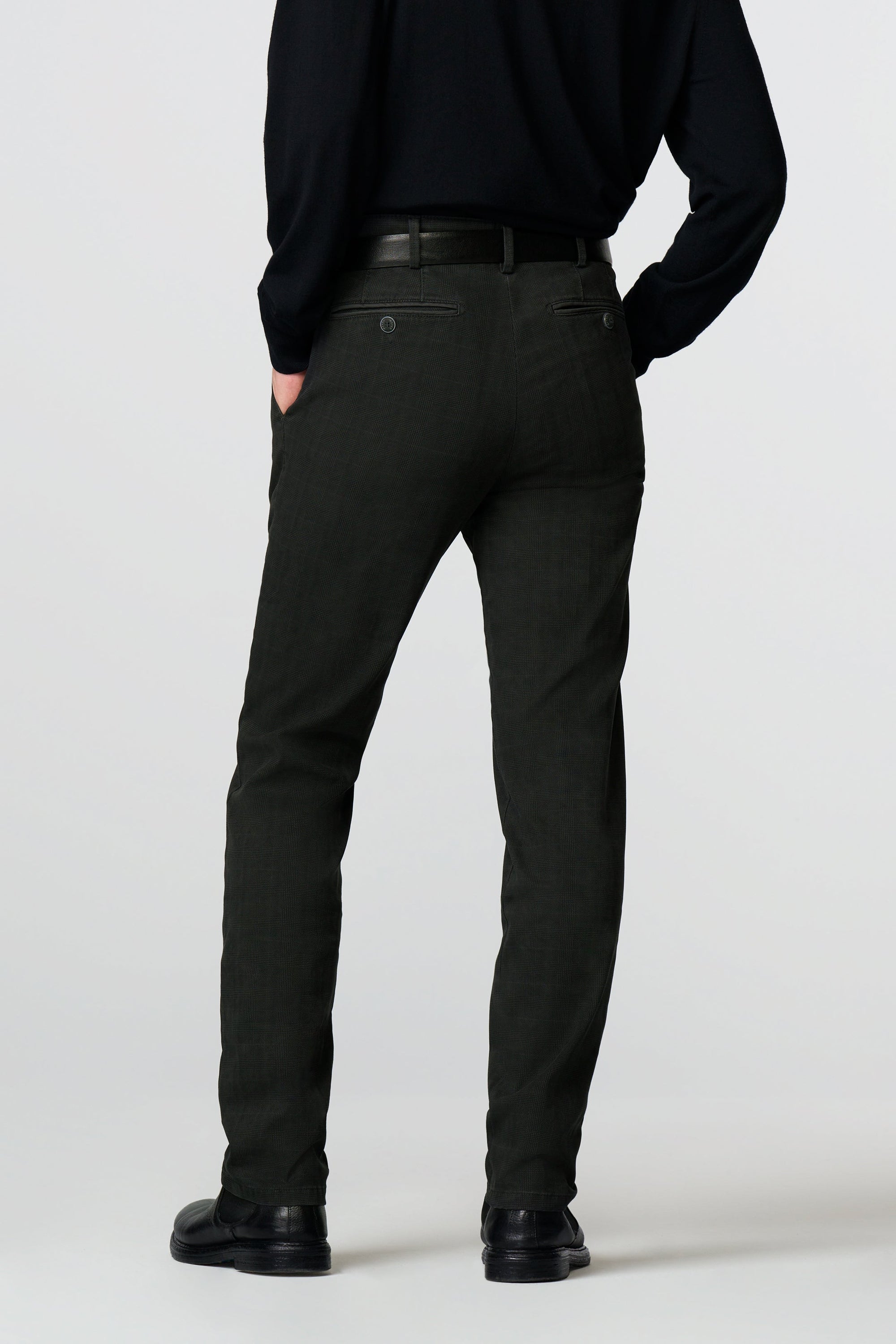 Bonn 2-5621 SUBTLE CHECK